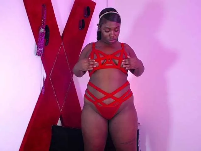 Live sex webcam photo for EBONYDOLL #274504673