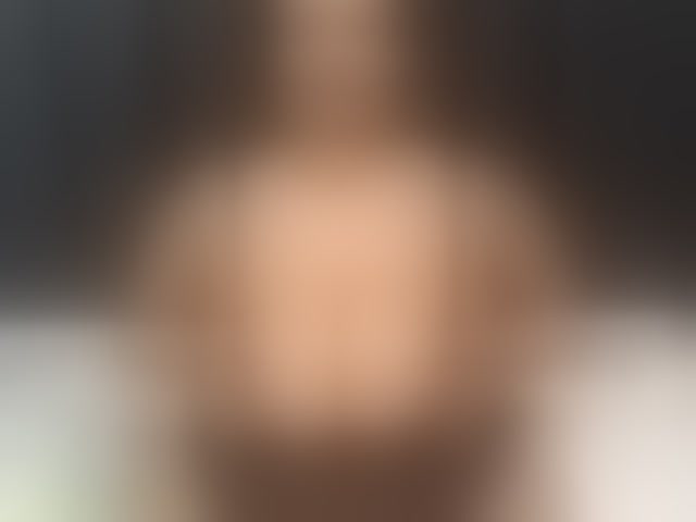 Live sex webcam photo for EBONYWILDASS #294180958