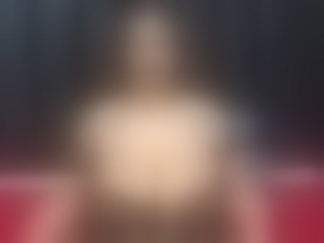 Live sex webcam photo for EBONYWILDASS #294300834