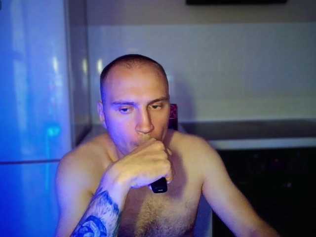 Live sex webcam photo for EHOT-111 #281066344