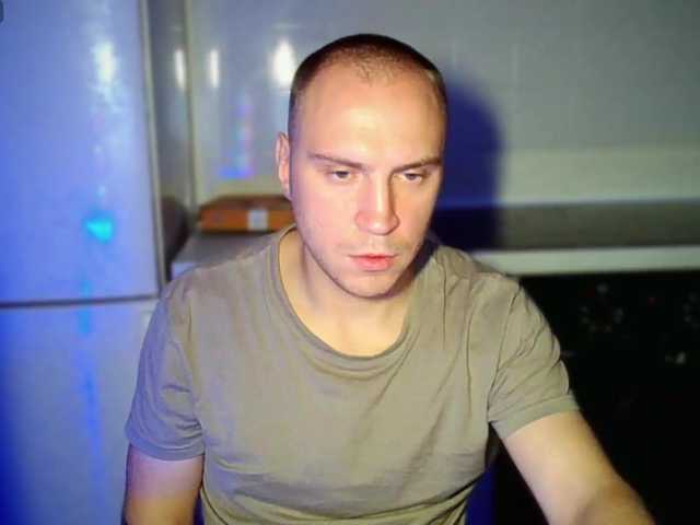 Live sex webcam photo for EHOT-111 #281549790