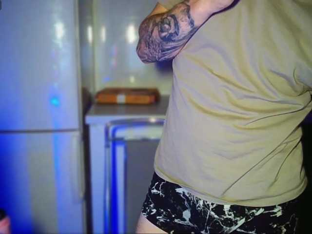 Live sex webcam photo for EHOT-111 #282236408