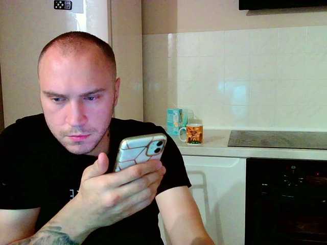 Live sex webcam photo for EHOT-111 #284544687