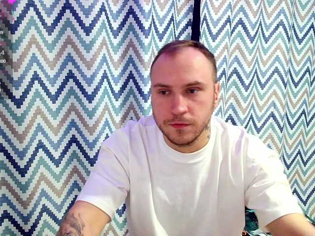 Live sex webcam photo for EHOT-111 #290334704