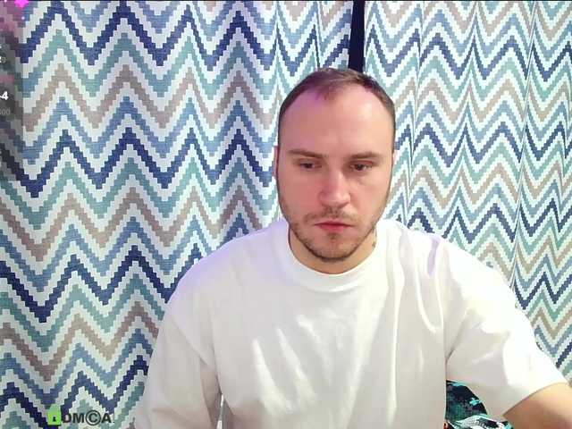 Live sex webcam photo for EHOT-111 #290353088