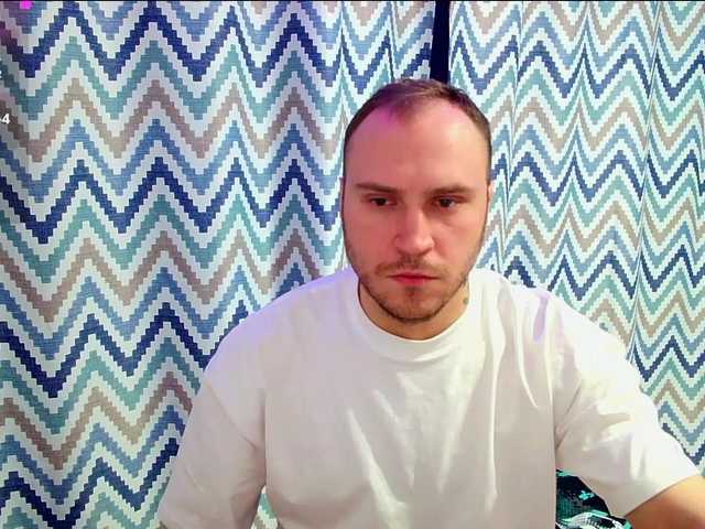 Live sex webcam photo for EHOT-111 #290377767