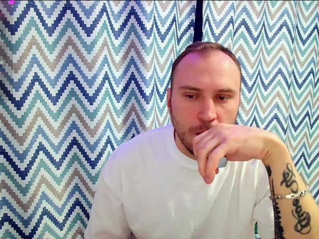 Live sex webcam photo for EHOT-111 #290396618