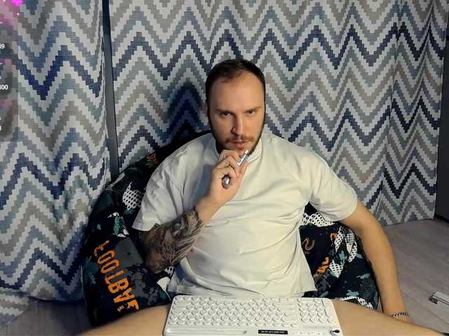 Live sex webcam photo for EHOT-111 #290424549