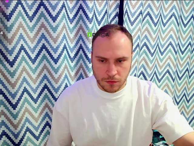 Live sex webcam photo for EHOT-111 #290426239