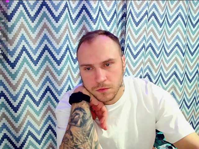 Live sex webcam photo for EHOT-111 #290427465