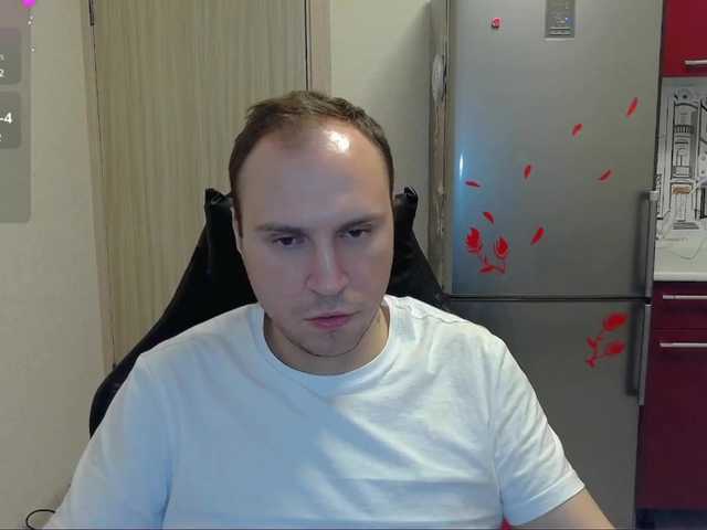 Live sex webcam photo for EHOT-111 #290444362