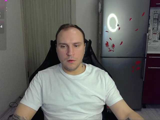 Live sex webcam photo for EHOT-111 #290466999