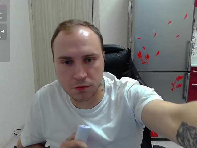 Live sex webcam photo for EHOT-111 #290534198