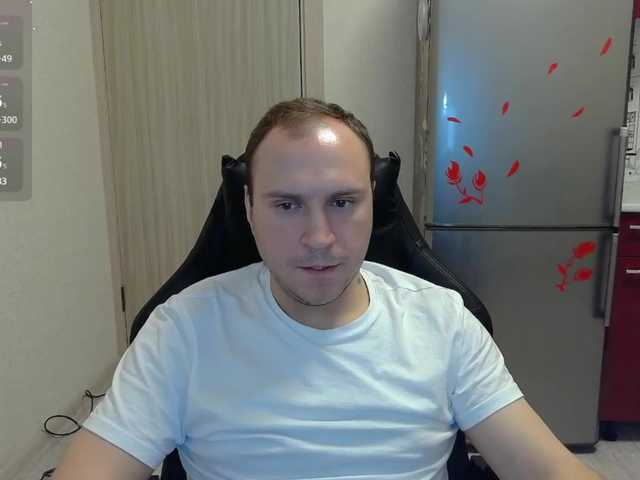 Live sex webcam photo for EHOT-111 #290560184