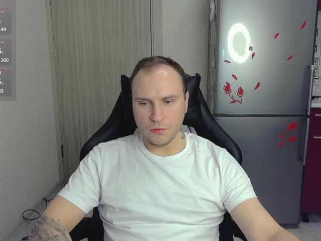 Live sex webcam photo for EHOT-111 #290567337