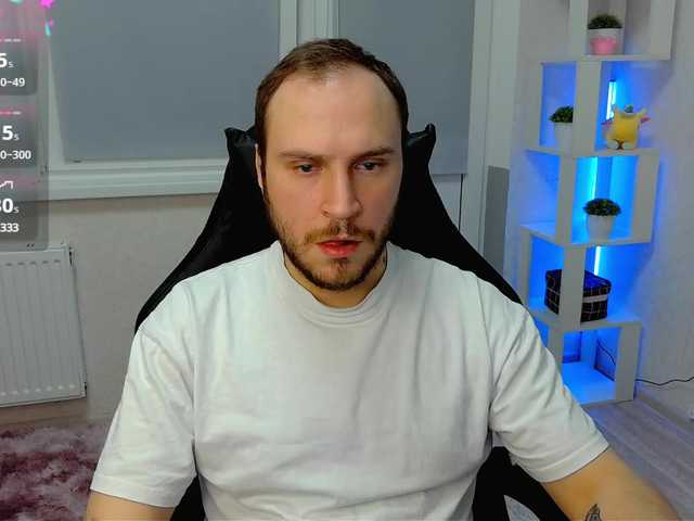 Live sex webcam photo for EHOT-111 #290597727