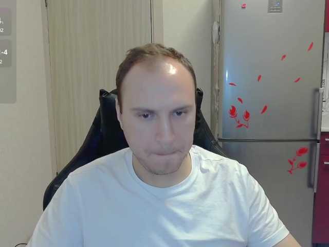 Live sex webcam photo for EHOT-111 #290619234