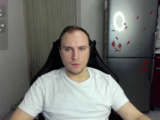 Live sex webcam photo for EHOT-111 #290664815