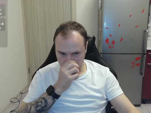 Live sex webcam photo for EHOT-111 #290735095