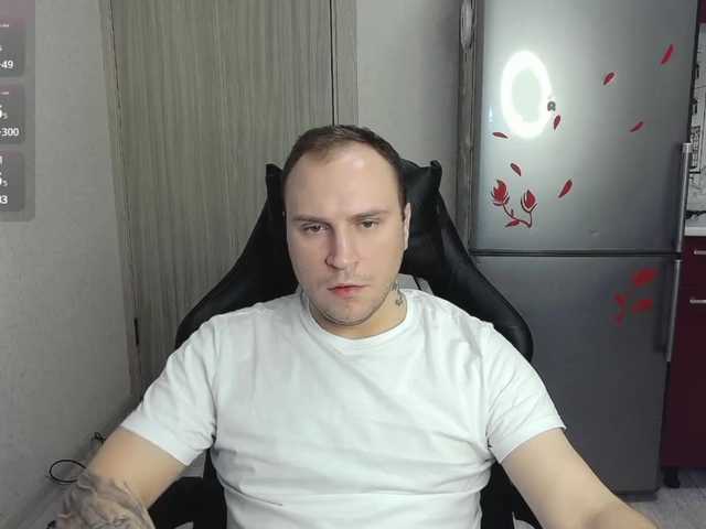 Live sex webcam photo for EHOT-111 #290739283