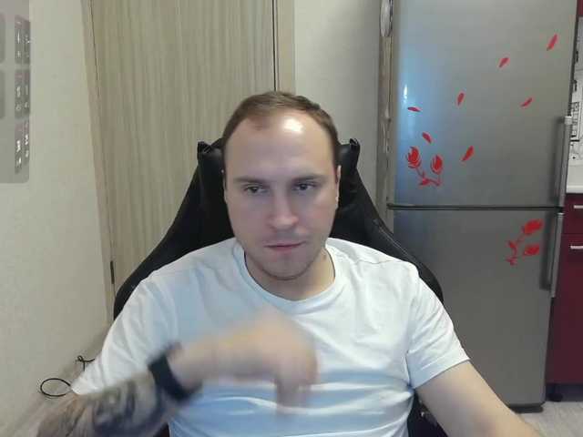 Live sex webcam photo for EHOT-111 #290764198