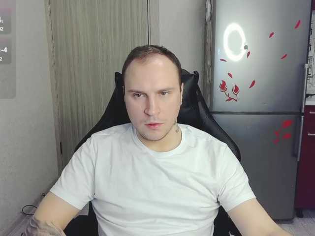 Live sex webcam photo for EHOT-111 #290859191