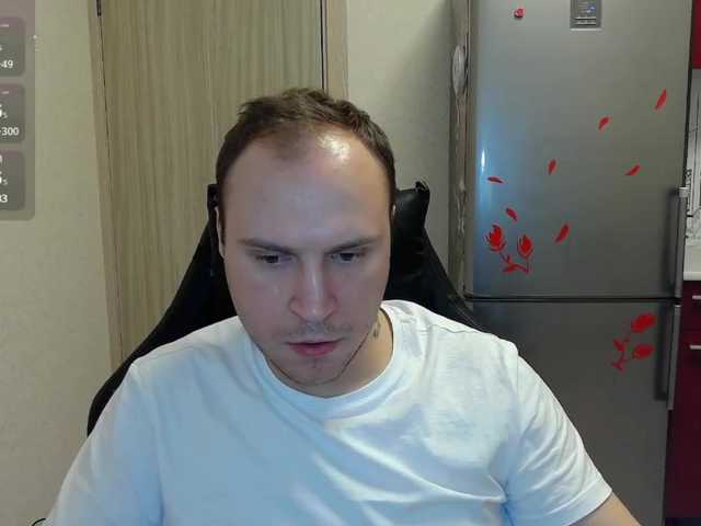 Live sex webcam photo for EHOT-111 #290888272