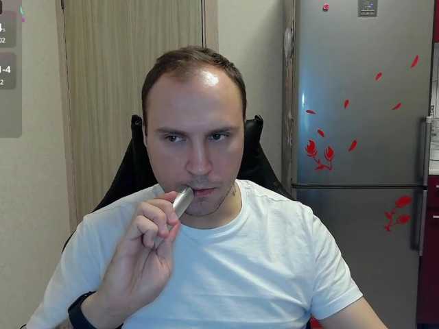 Live sex webcam photo for EHOT-111 #290903647