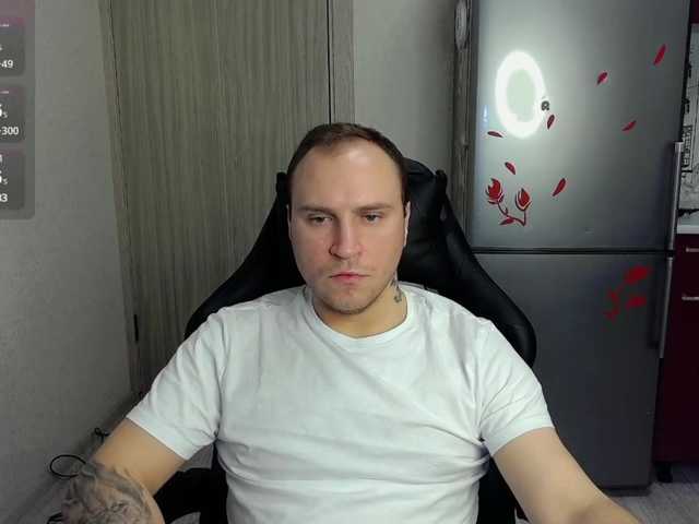 Live sex webcam photo for EHOT-111 #291061235