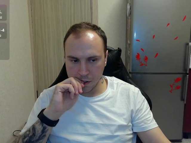 Live sex webcam photo for EHOT-111 #291098692