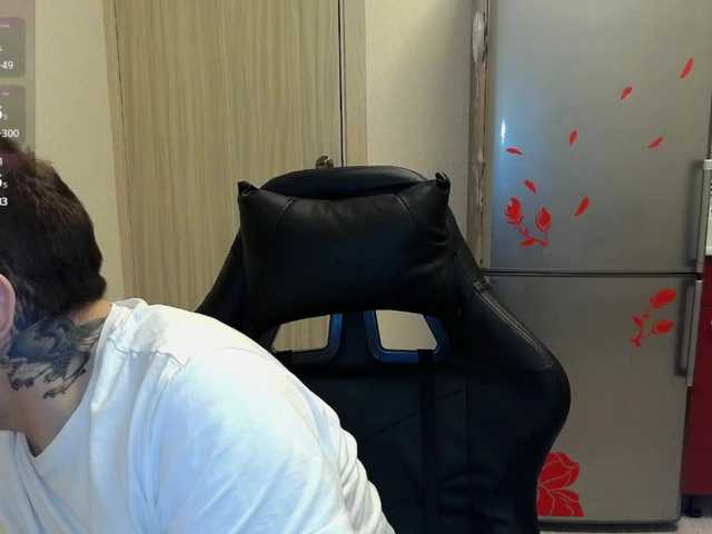 Live sex webcam photo for EHOT-111 #291104153