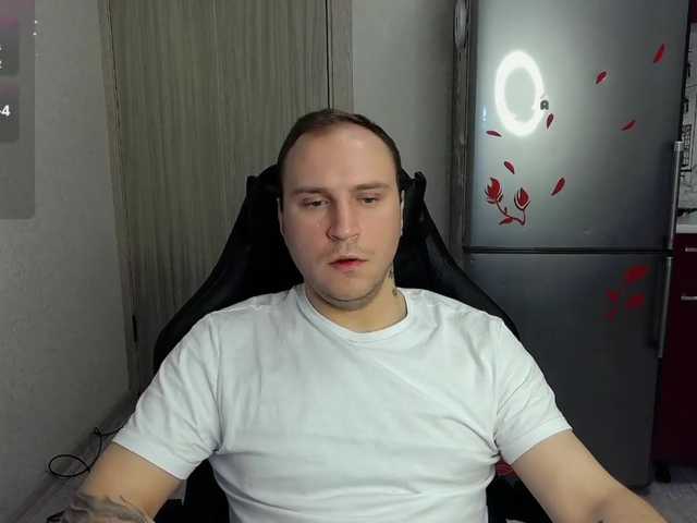 Live sex webcam photo for EHOT-111 #291125149