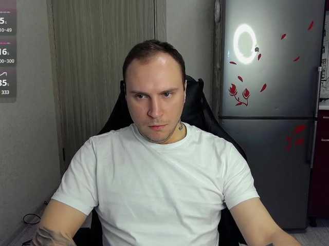 Live sex webcam photo for EHOT-111 #291130896