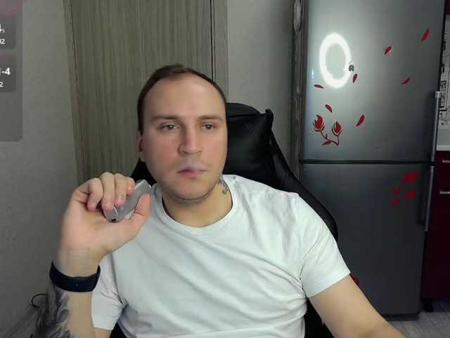 Live sex webcam photo for EHOT-111 #291134406