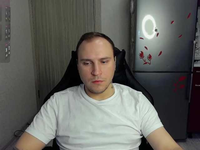 Live sex webcam photo for EHOT-111 #291151882