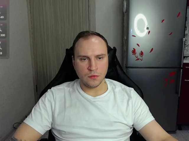 Live sex webcam photo for EHOT-111 #291234669