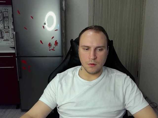 Live sex webcam photo for EHOT-111 #291288720