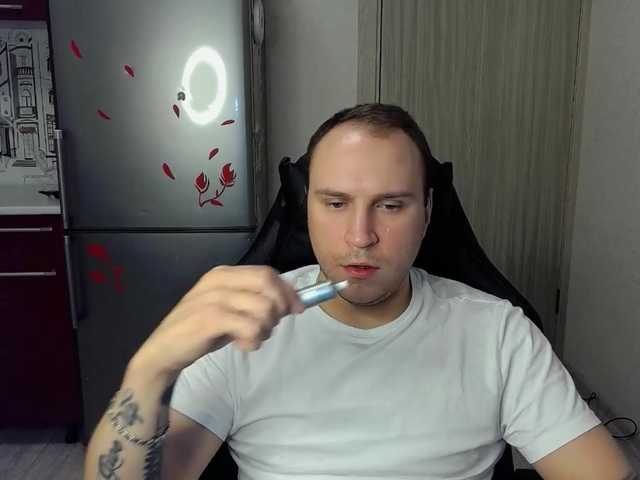 Live sex webcam photo for EHOT-111 #291300945