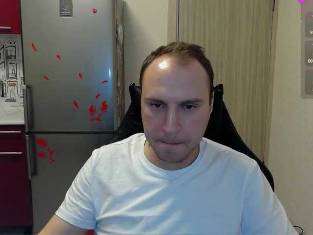 Live sex webcam photo for EHOT-111 #291314331