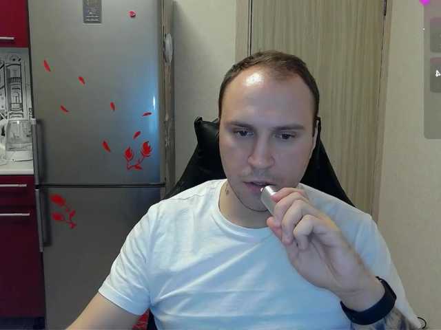 Live sex webcam photo for EHOT-111 #291366081