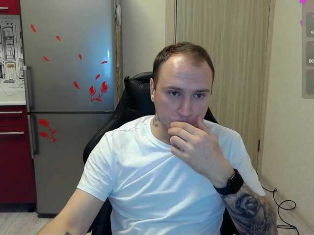 Live sex webcam photo for EHOT-111 #291417311