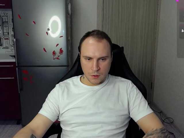 Live sex webcam photo for EHOT-111 #291426203