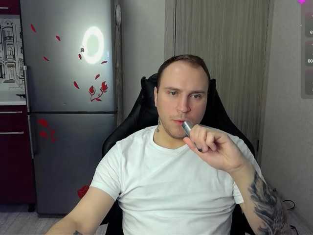 Live sex webcam photo for EHOT-111 #291428075