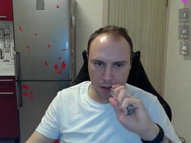 Live sex webcam photo for EHOT-111 #291433411