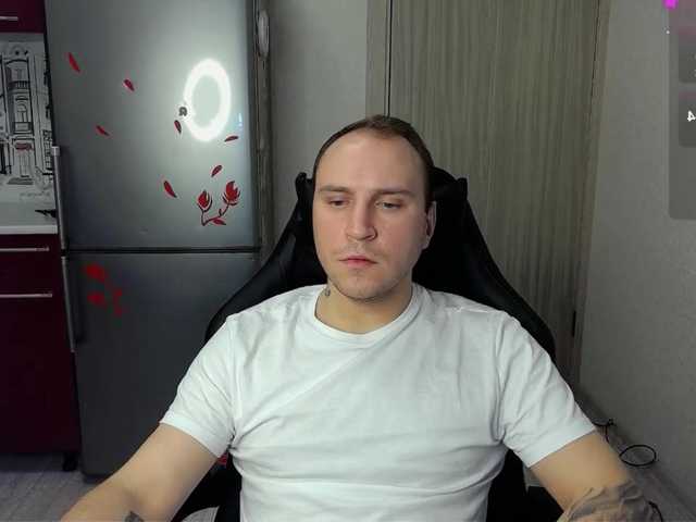 Live sex webcam photo for EHOT-111 #291447741