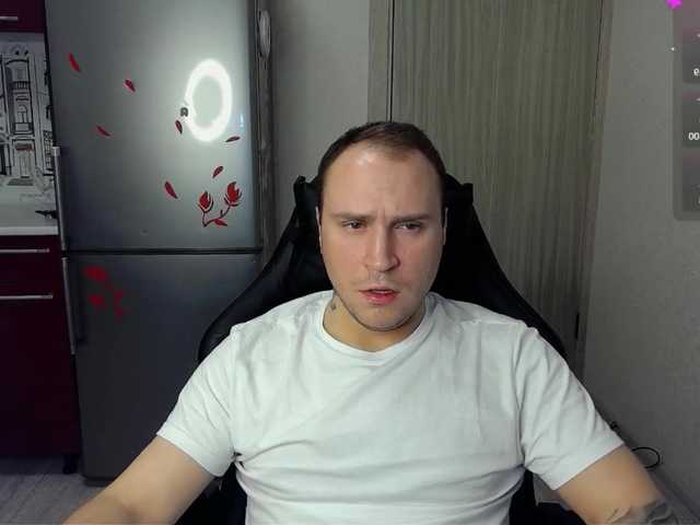 Live sex webcam photo for EHOT-111 #291457113