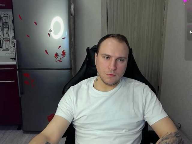 Live sex webcam photo for EHOT-111 #291458551