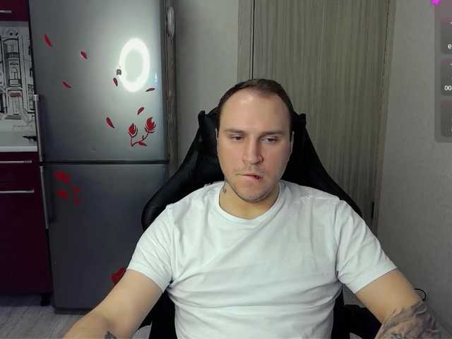 Live sex webcam photo for EHOT-111 #291490868