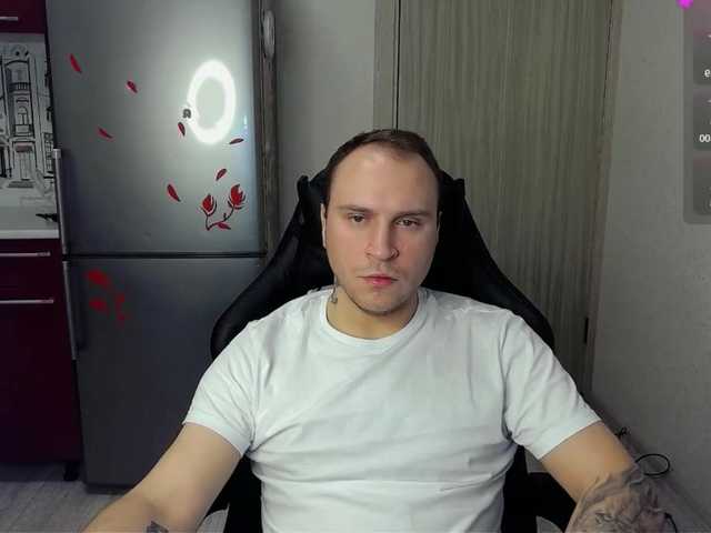 Live sex webcam photo for EHOT-111 #291502356