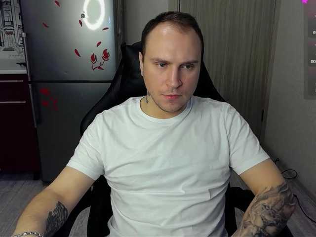 Live sex webcam photo for EHOT-111 #291534470